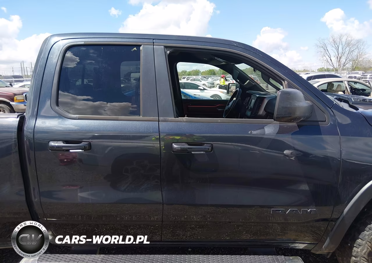 2019 Ram 1500 Rebel 4X4 6'4 Box VIN:1C6RRFEG9KN840846 - 14