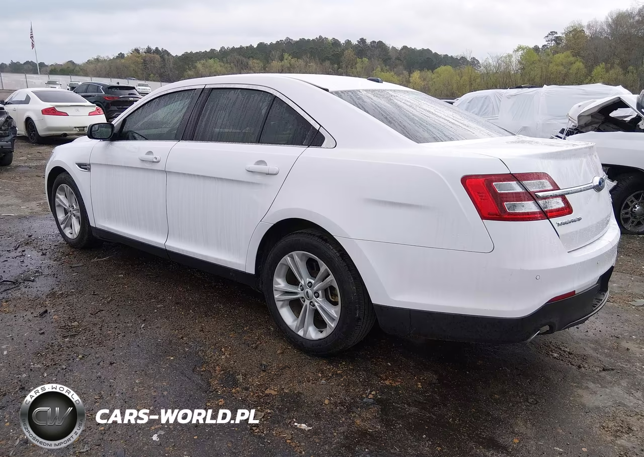 2016 Ford Taurus Sel VIN:1FAHP2E83GG112811 - 3