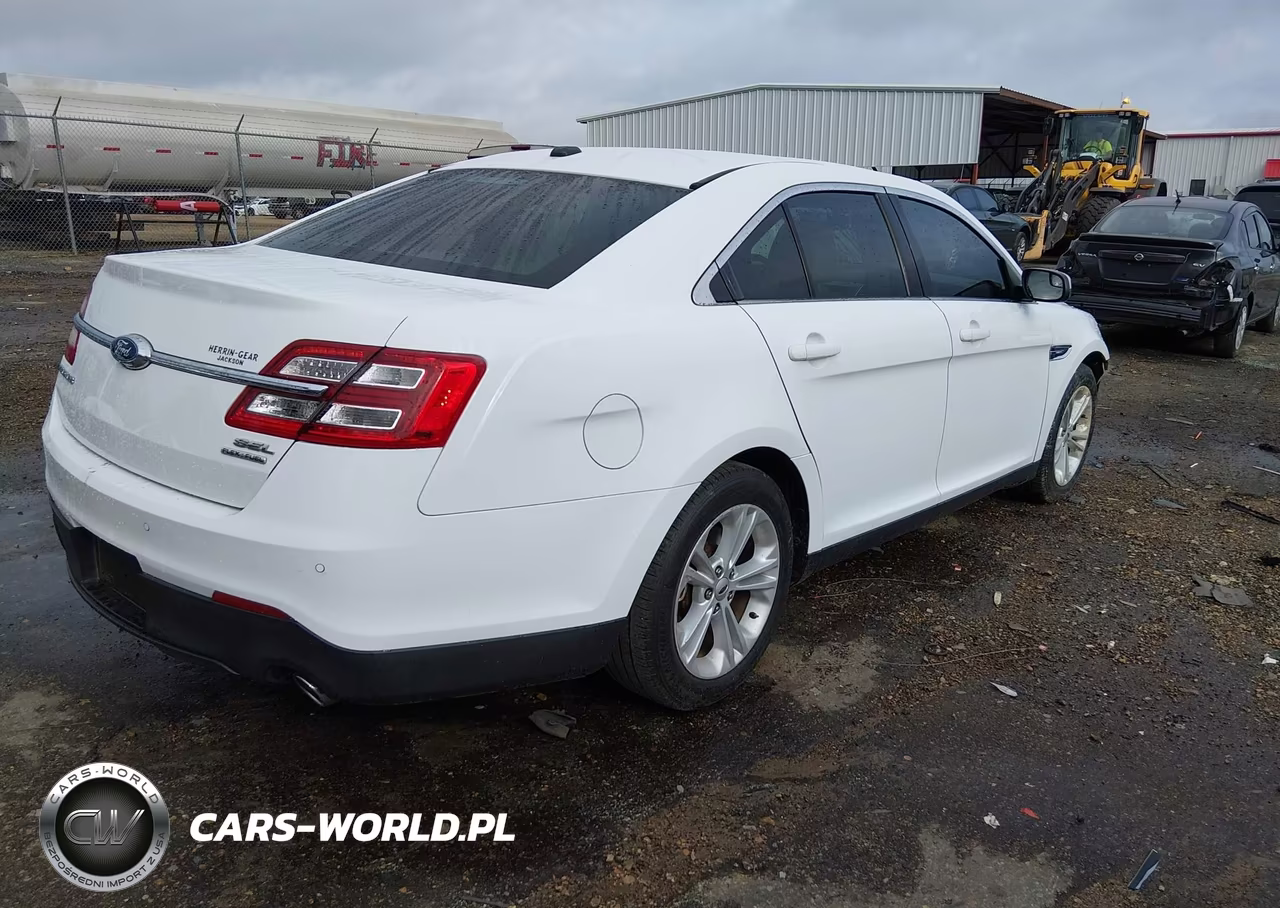 2016 Ford Taurus Sel VIN:1FAHP2E83GG112811 - 4