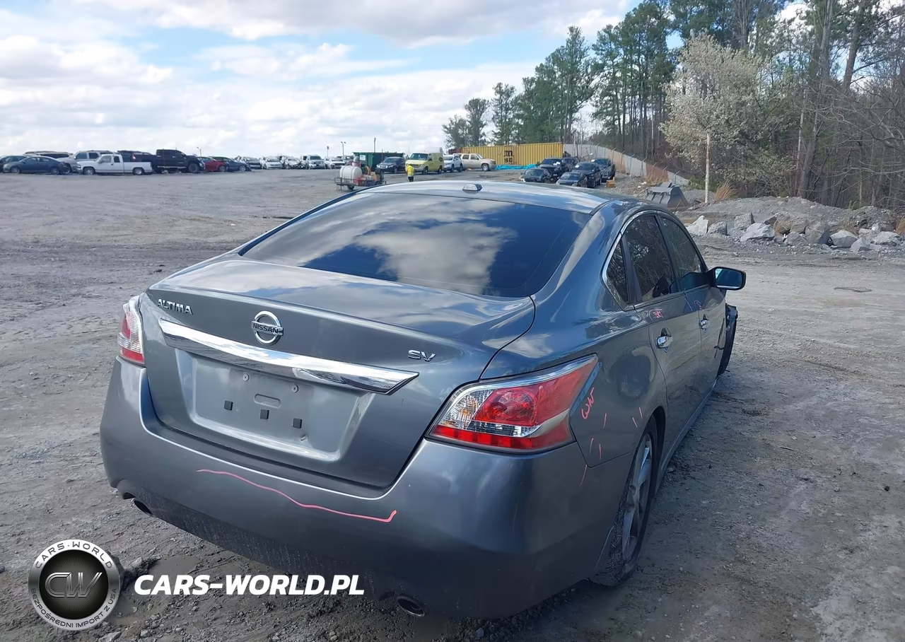 2015 Nissan Altima 2.5 Sv VIN:1N4AL3AP4FC110071 - 4