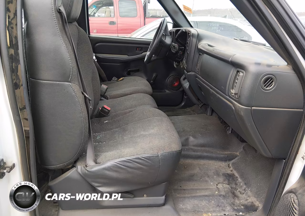 2000 Chevrolet Silverado 1500 VIN:1GCEC14T0YE297146 - 5