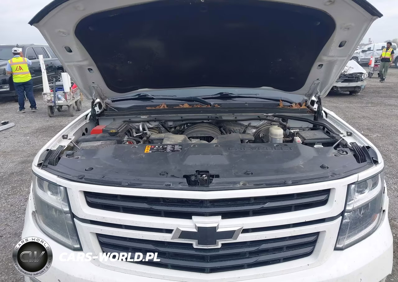 2018 Chevrolet Tahoe Premier VIN:1GNSKCKC5JR240323 - 10