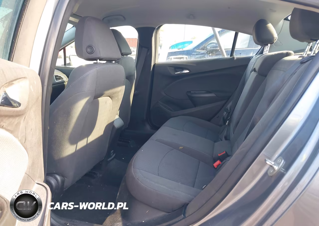 2019 Chevrolet Cruze Lt VIN:1G1BE5SMXK7139045 - 8