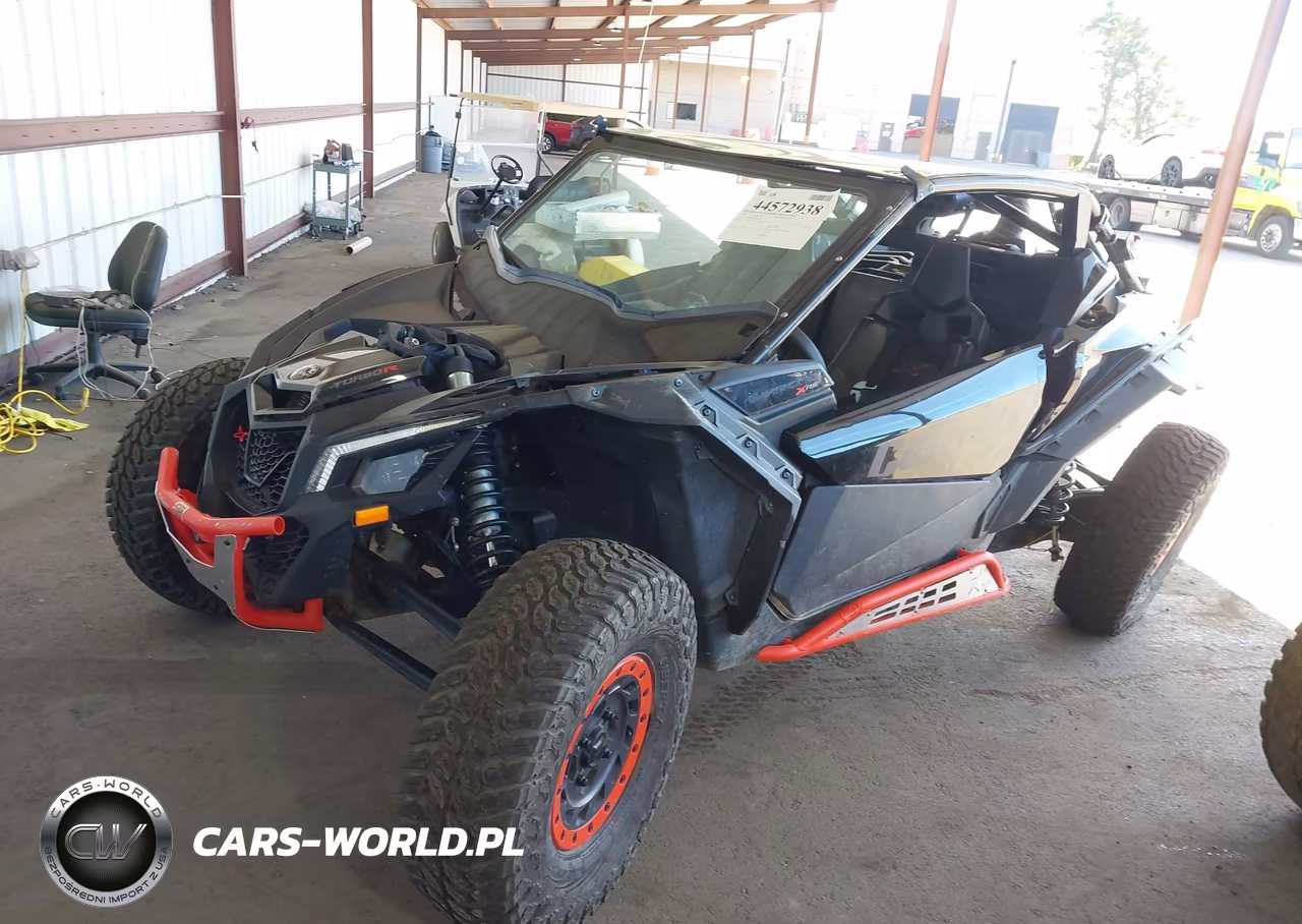 2018 Can-Am Maverick X3 X Rs Turbo R VIN:3JBVXAW25JK000363 - 2