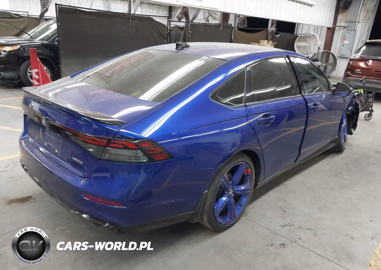 2024 Honda Accord Hybrid Sport-L VIN:1HGCY2F72RA017591 - 4