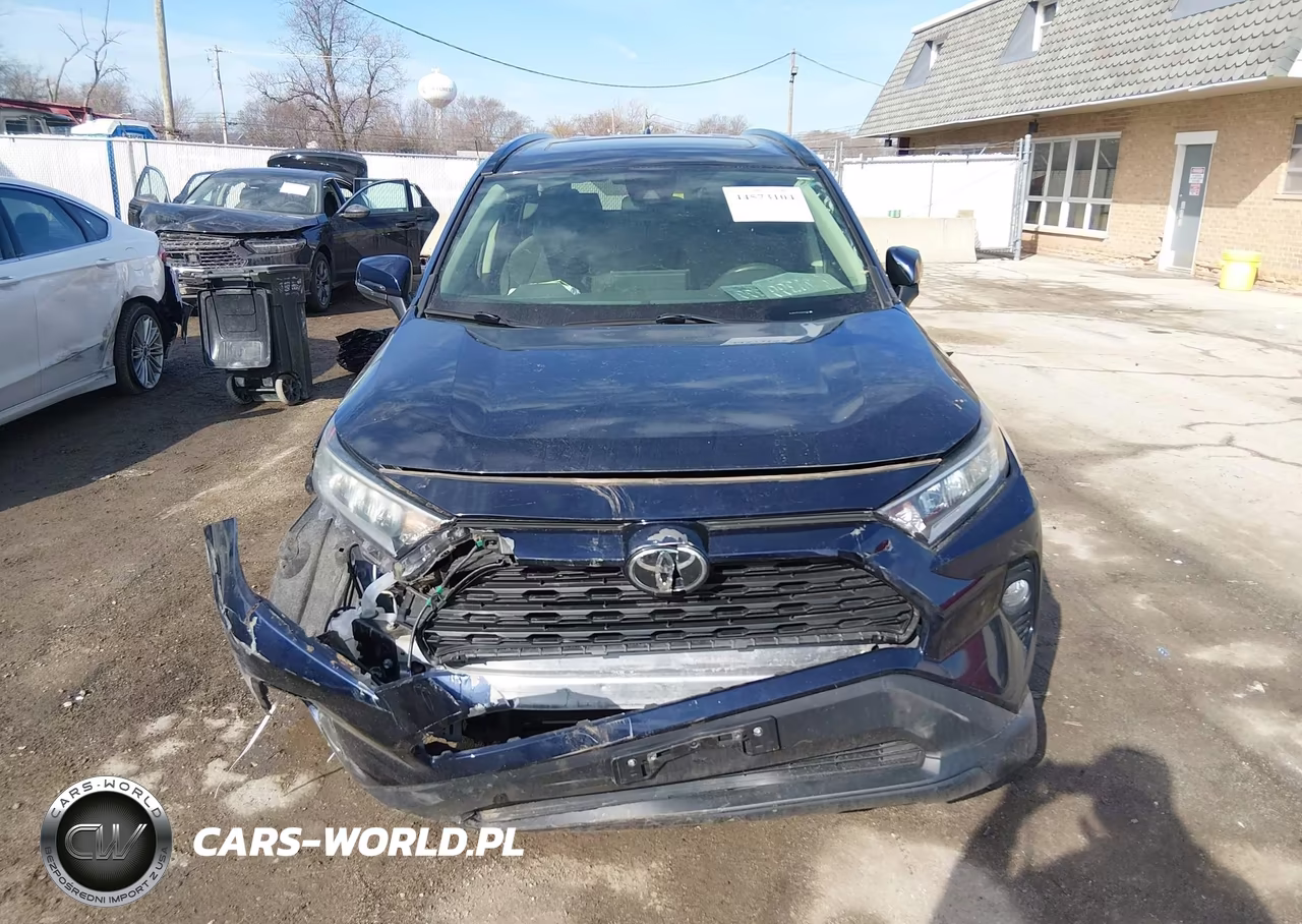 2019 Toyota Rav4 Xle VIN:JTMP1RFV2KD022418 - 12
