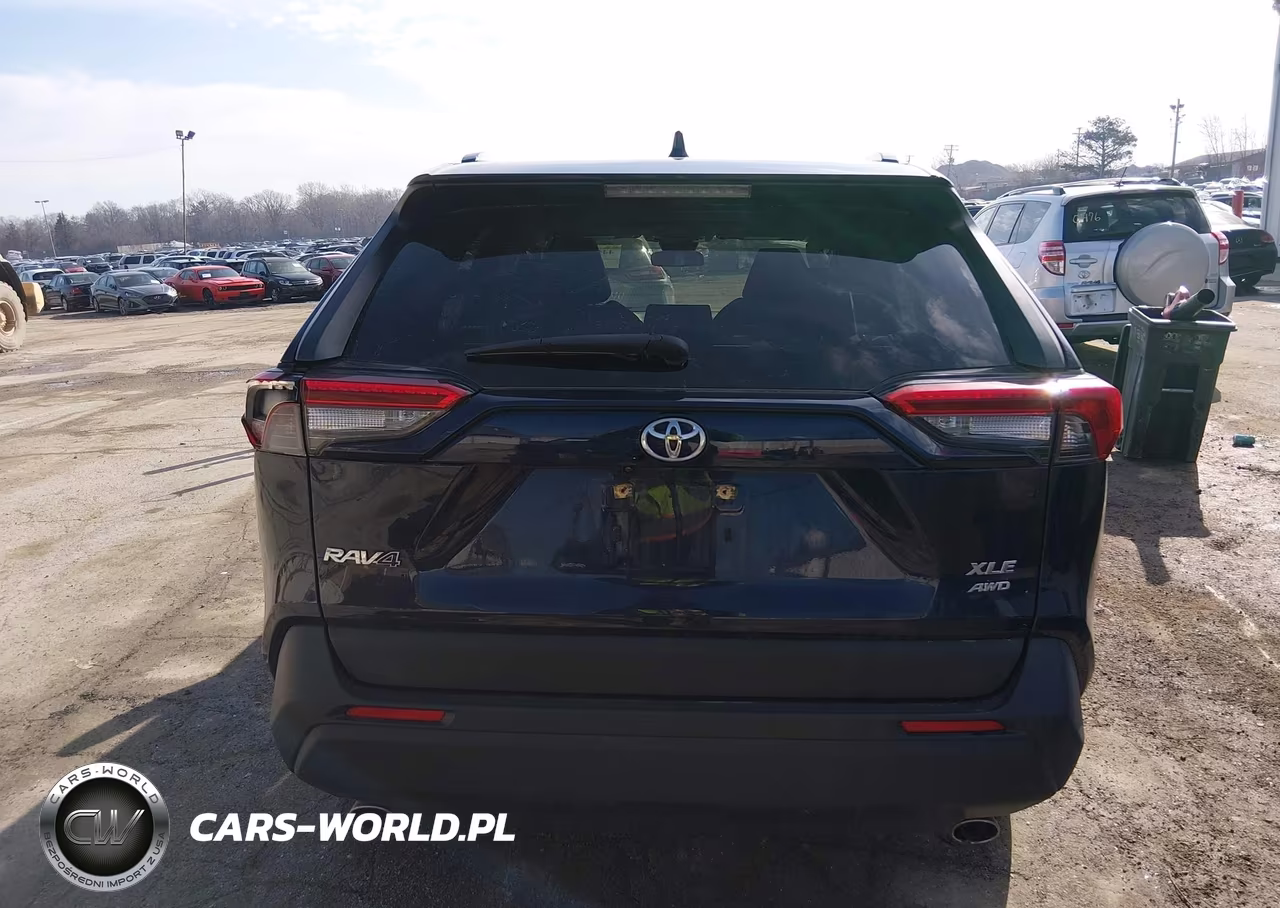 2019 Toyota Rav4 Xle VIN:JTMP1RFV2KD022418 - 16
