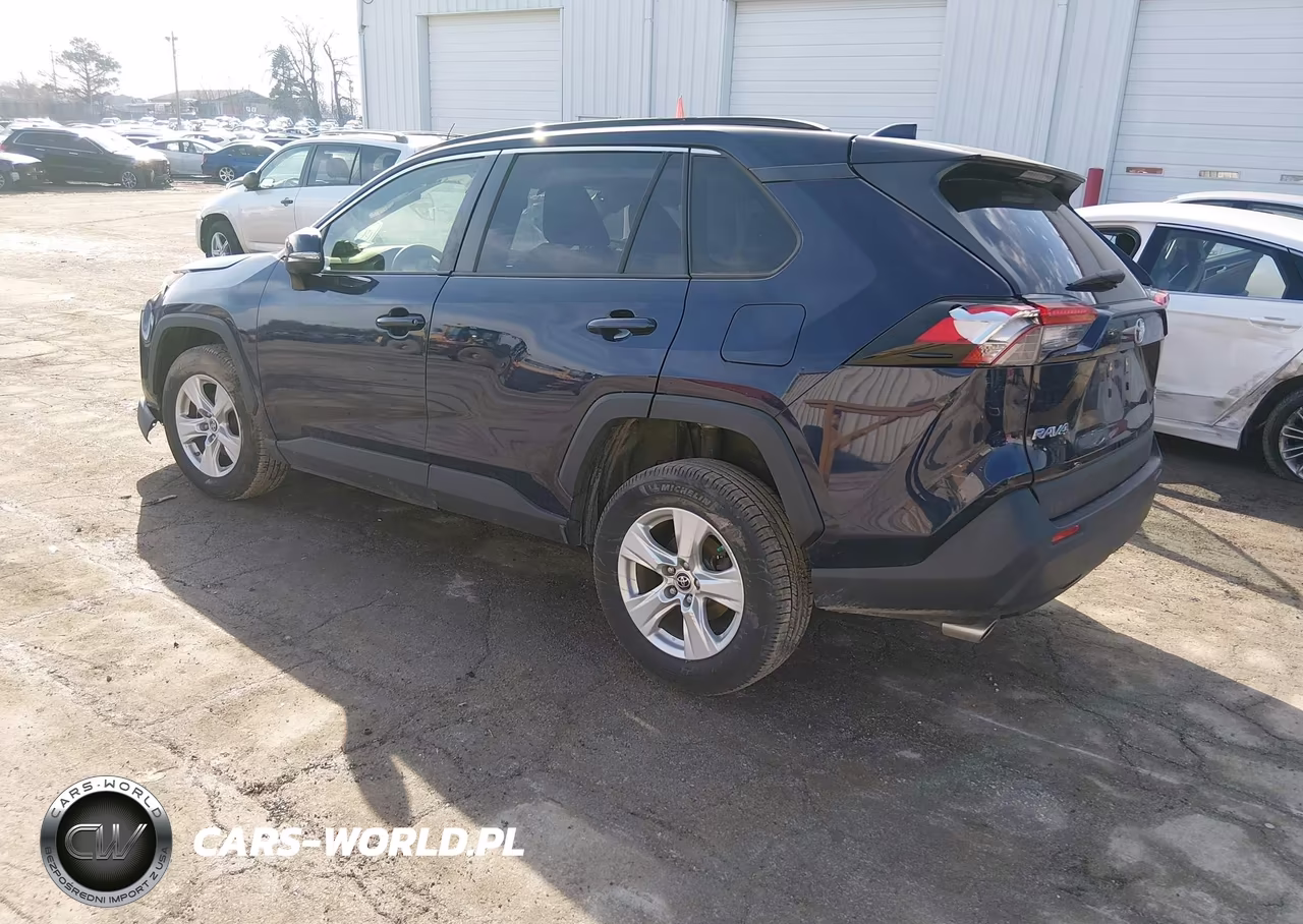 2019 Toyota Rav4 Xle VIN:JTMP1RFV2KD022418 - 3