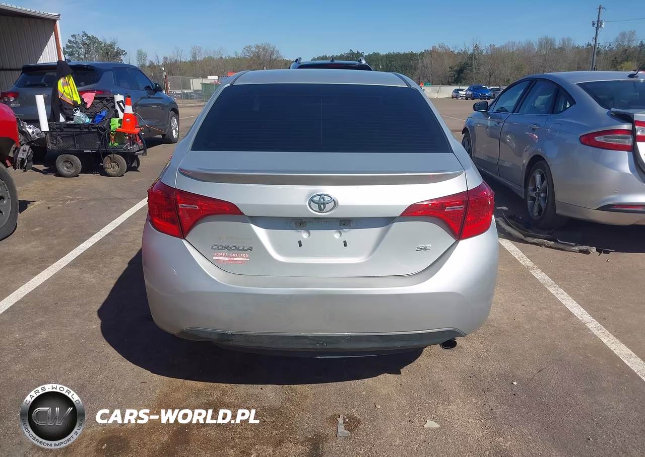 2019 Toyota Corolla Se VIN:5YFBURHE4KP895115 - 17