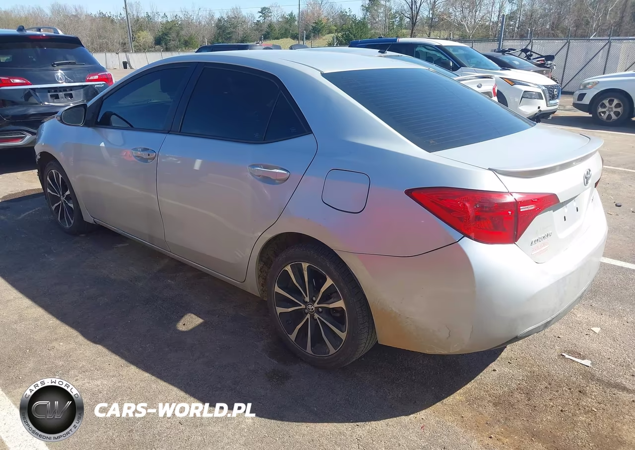 2019 Toyota Corolla Se VIN:5YFBURHE4KP895115 - 3