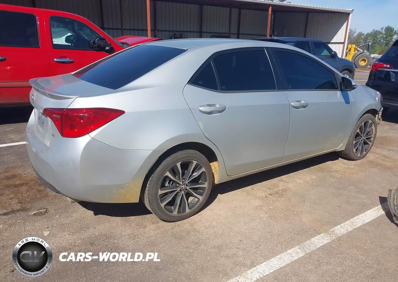 2019 Toyota Corolla Se VIN:5YFBURHE4KP895115 - 4