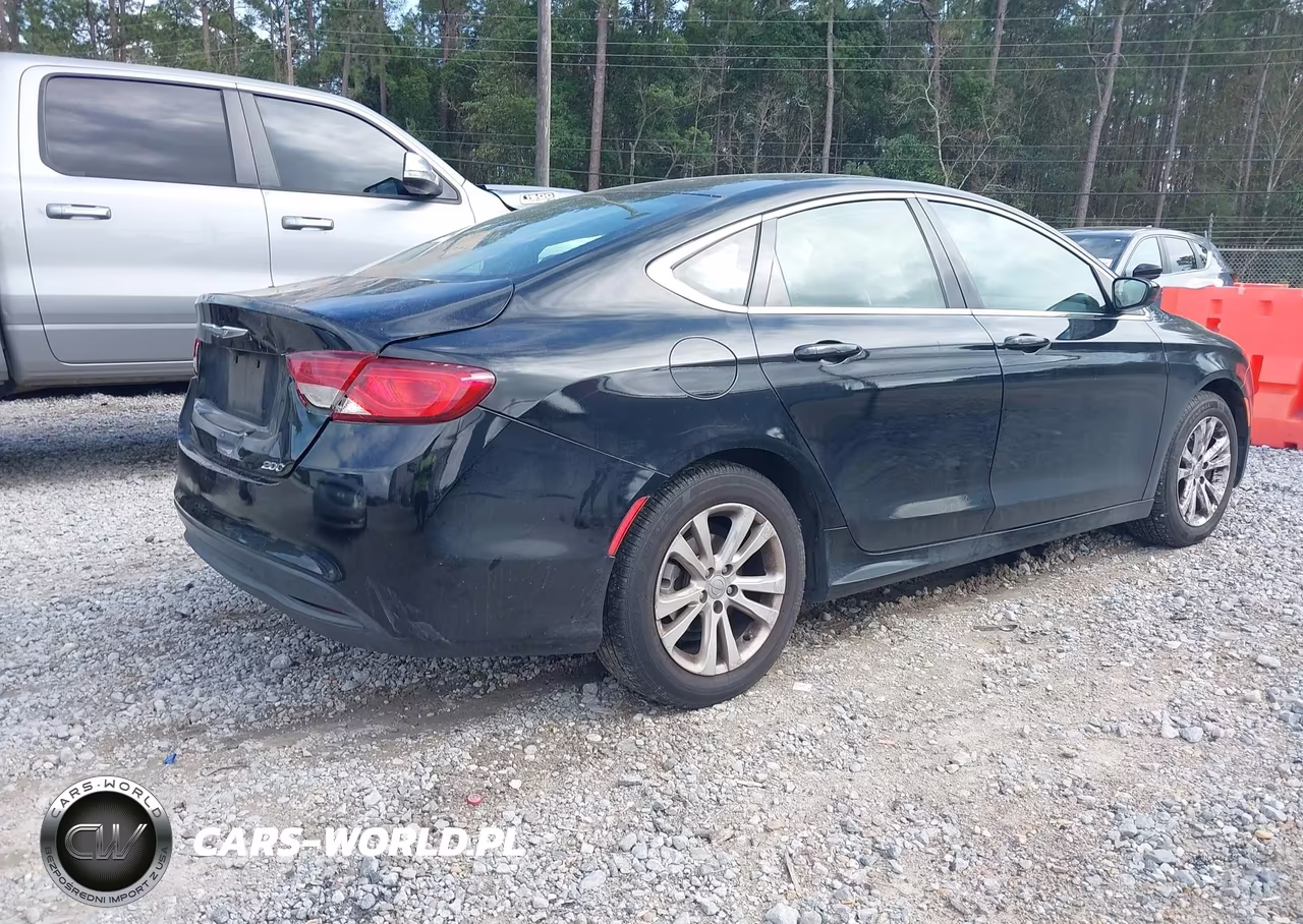 2016 Chrysler 200 Touring VIN:1C3CCCFB4GN196346 - 4