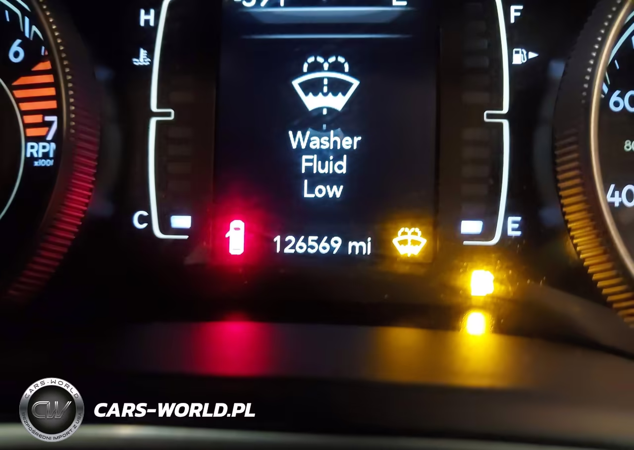 2019 Jeep Cherokee Latitude Plus 4X4 VIN:1C4PJMLB8KD181778 - 14