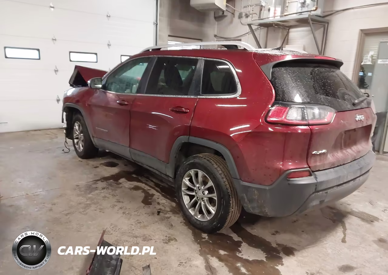 2019 Jeep Cherokee Latitude Plus 4X4 VIN:1C4PJMLB8KD181778 - 3