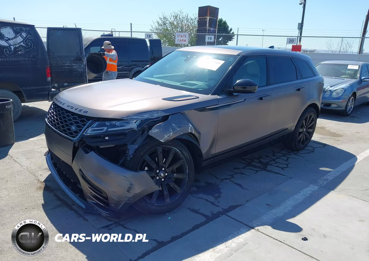 2020 Land Rover Range Rover Velar P250 R-Dynamic S VIN:SALYK2EXXLA275199 - 2