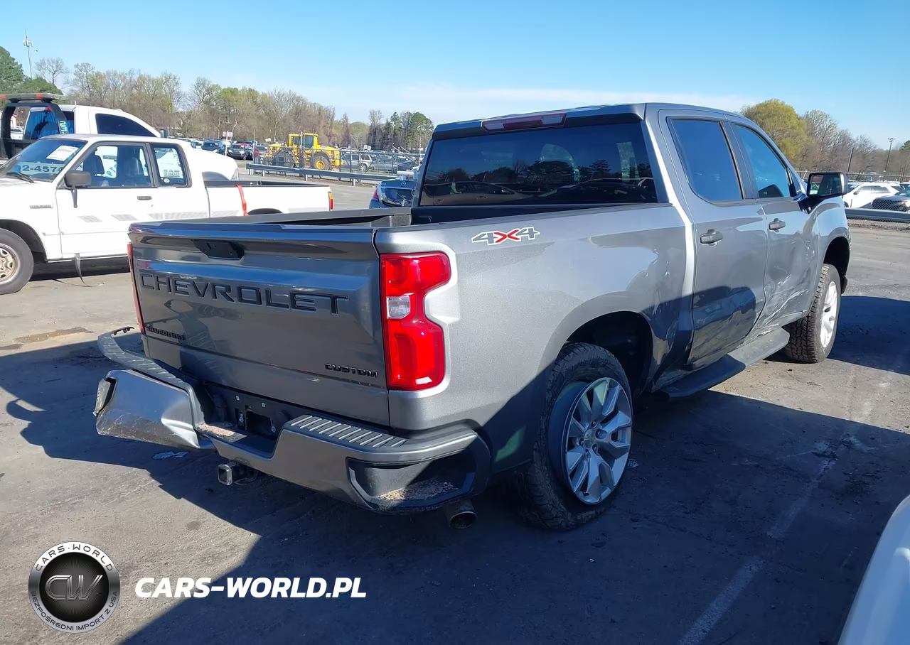 2020 Chevrolet Silverado 1500 4Wd Short Bed Custom VIN:1GCPYBEH4LZ293967 - 4