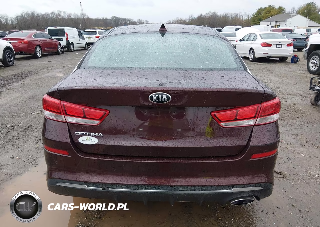 2019 Kia Optima Lx VIN:5XXGT4L37KG368938 - 16