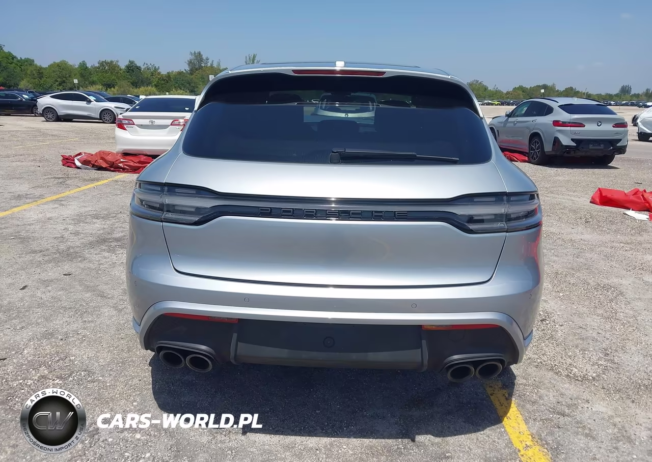 2024 Porsche Macan T VIN:WP1AA2A58RLB11851 - 16