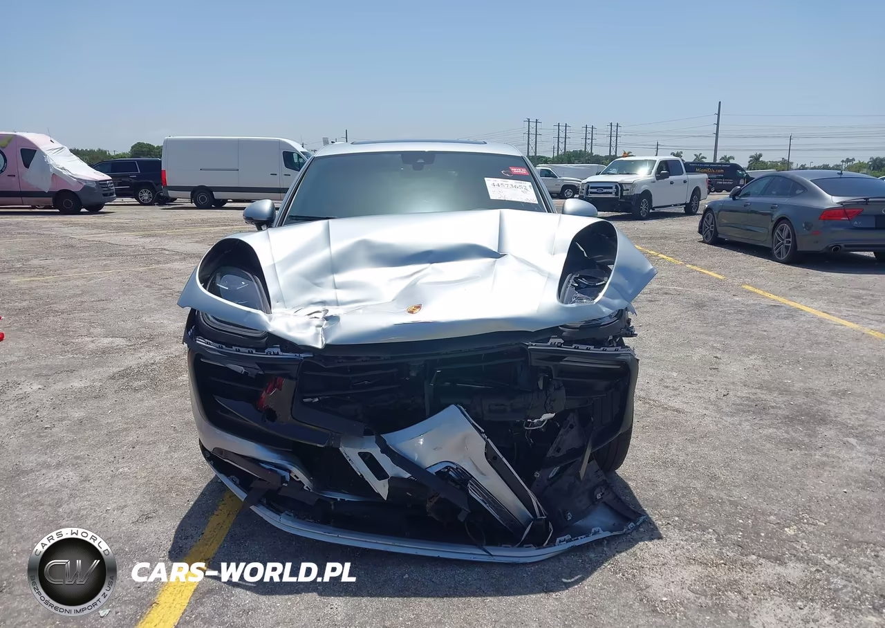 2024 Porsche Macan T VIN:WP1AA2A58RLB11851 - 6