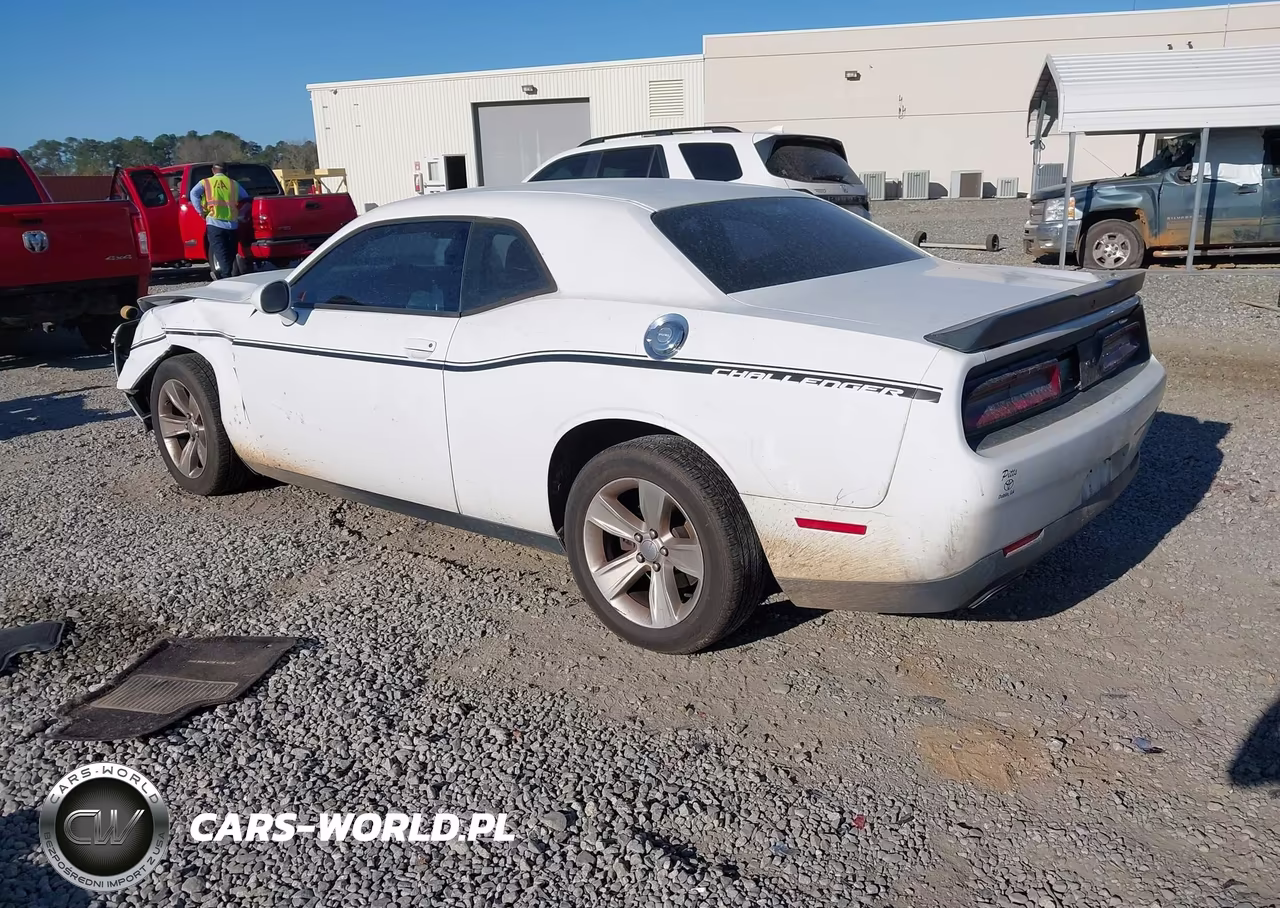 2017 Dodge Challenger Sxt VIN:2C3CDZAG4HH666176 - 3