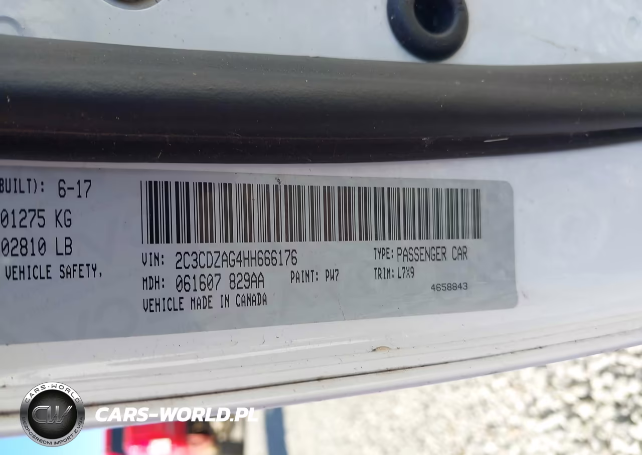 2017 Dodge Challenger Sxt VIN:2C3CDZAG4HH666176 - 9