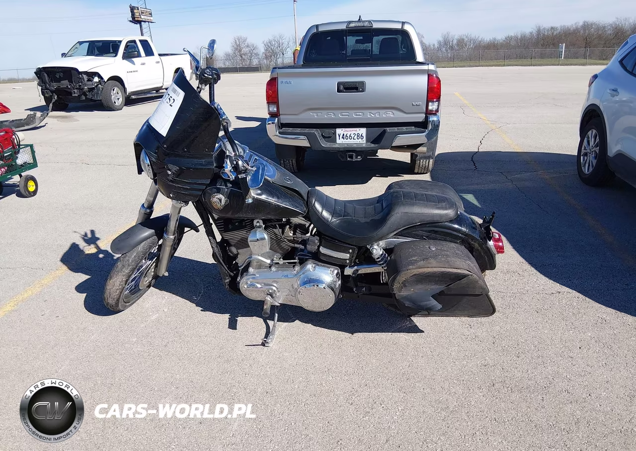 2011 Harley-Davidson Fxdc VIN:1HD1GV414BC305646 - 13
