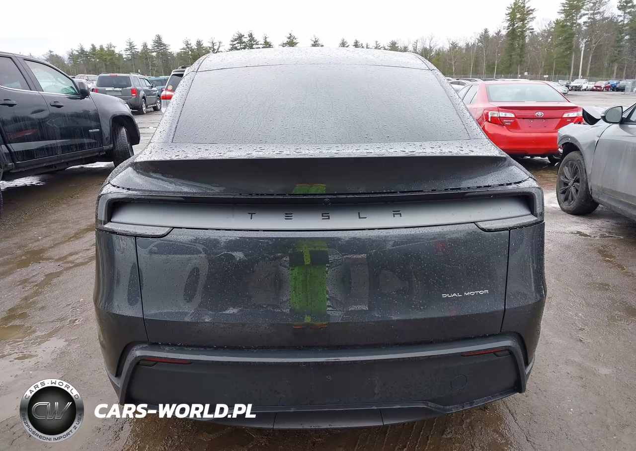 2026 Tesla Model Y All-Wheel Drive-Long Range Launch Series-Premium All-Wheel Drive VIN:7SAYGDEE1TA588409 - 16