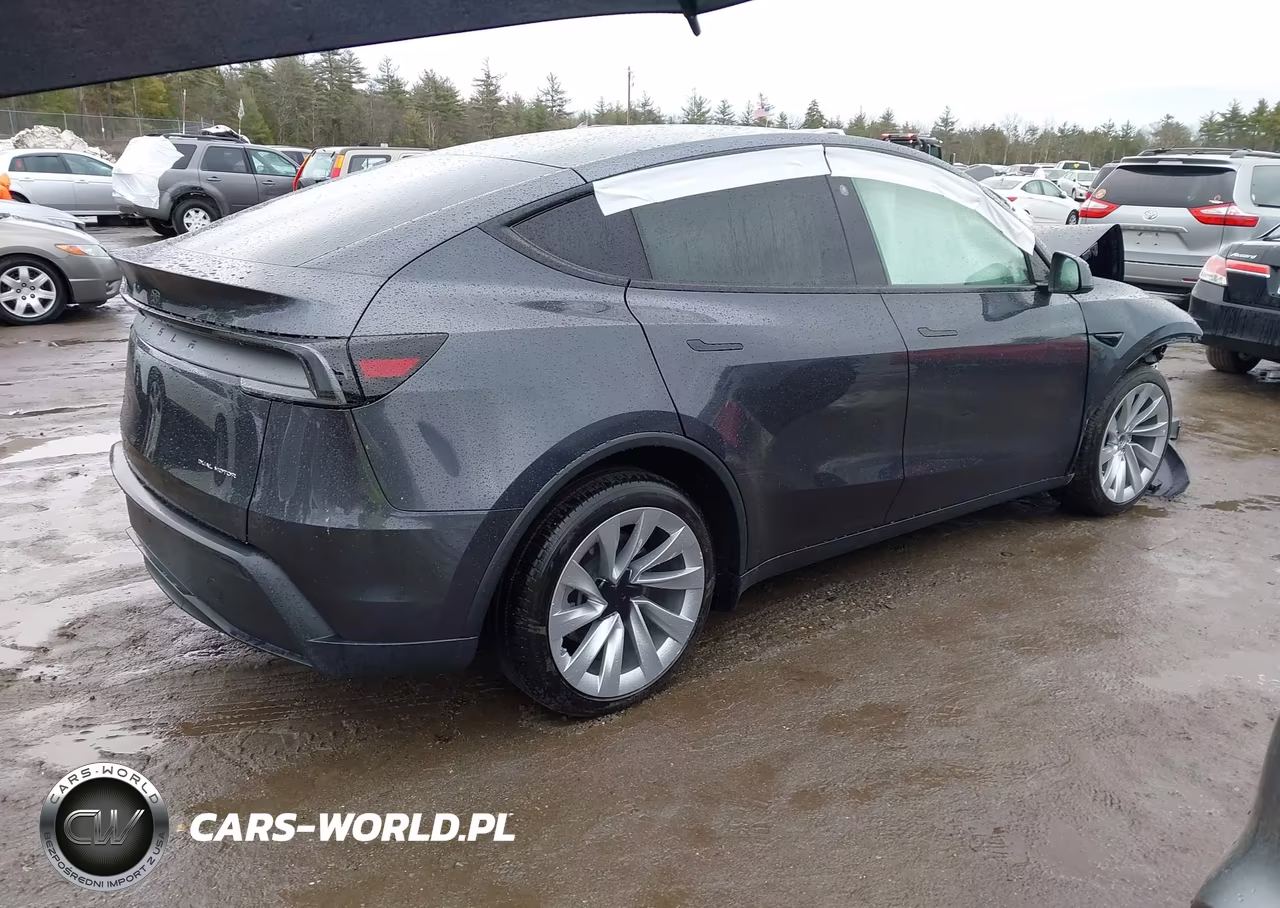 2026 Tesla Model Y All-Wheel Drive-Long Range Launch Series-Premium All-Wheel Drive VIN:7SAYGDEE1TA588409 - 4