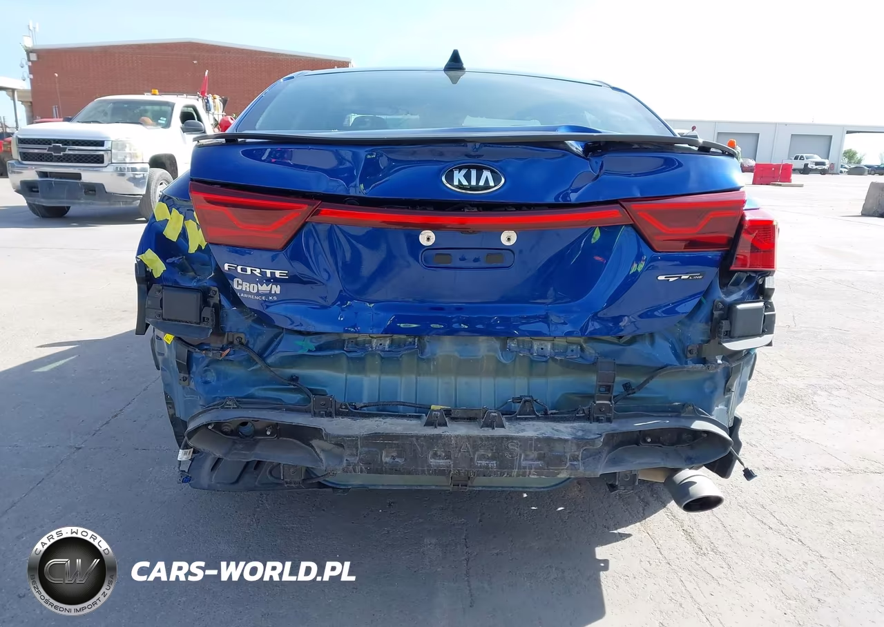 2020 Kia Forte Gt-Line VIN:3KPF34AD2LE165778 - 6