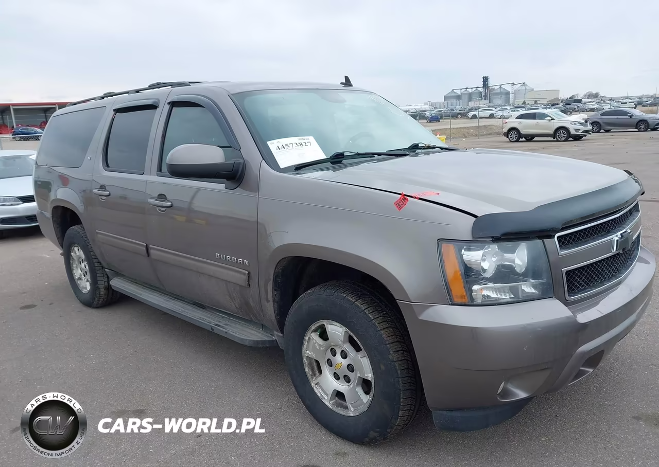 2013 Chevrolet Suburban 1500 Lt – zdjęcie 1 z 15