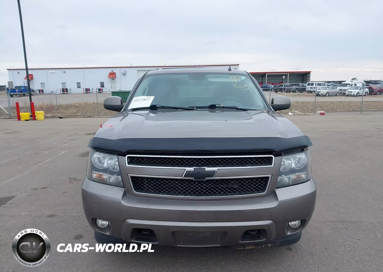 2013 Chevrolet Suburban 1500 Lt VIN:1GNSKJE75DR108623 - 11