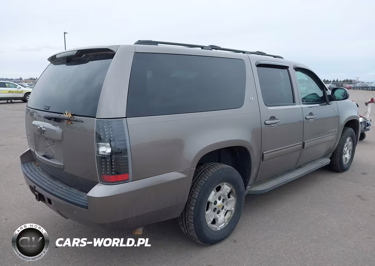 2013 Chevrolet Suburban 1500 Lt VIN:1GNSKJE75DR108623 - 4