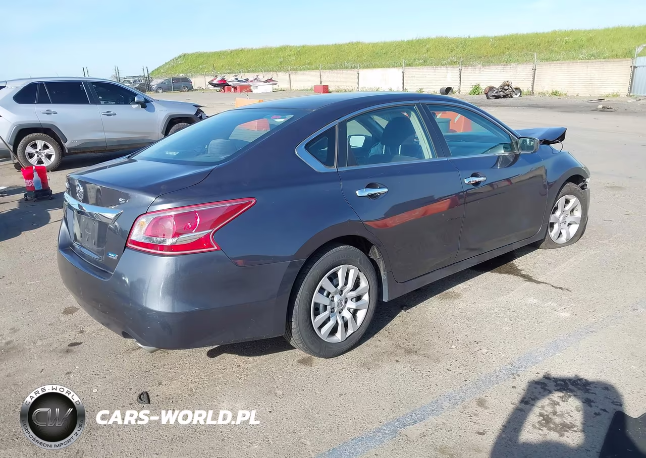 2013 Nissan Altima 2.5 S VIN:1N4AL3APXDC131519 - 4
