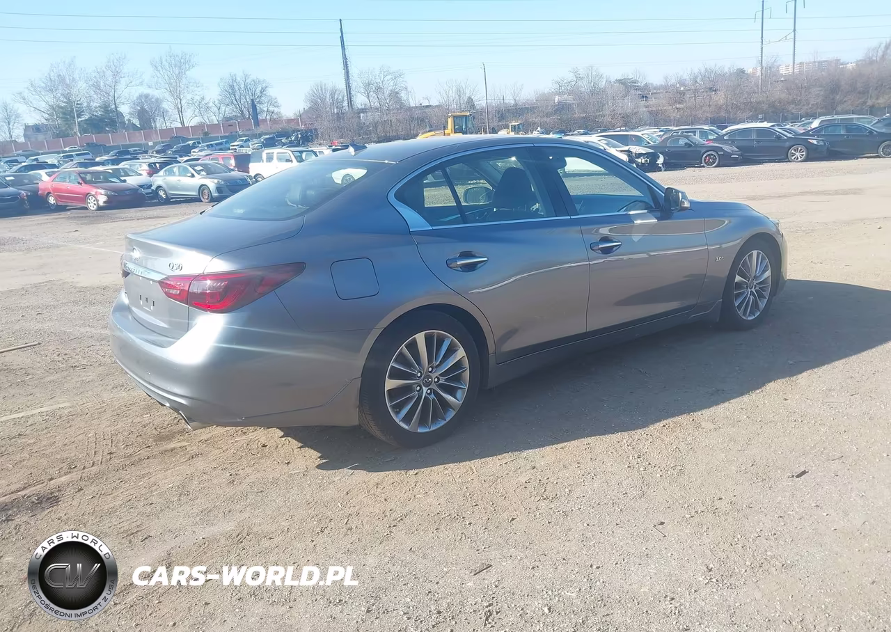 2019 Infiniti Q50 3.0T Luxe VIN:JN1EV7AR6KM550184 - 4