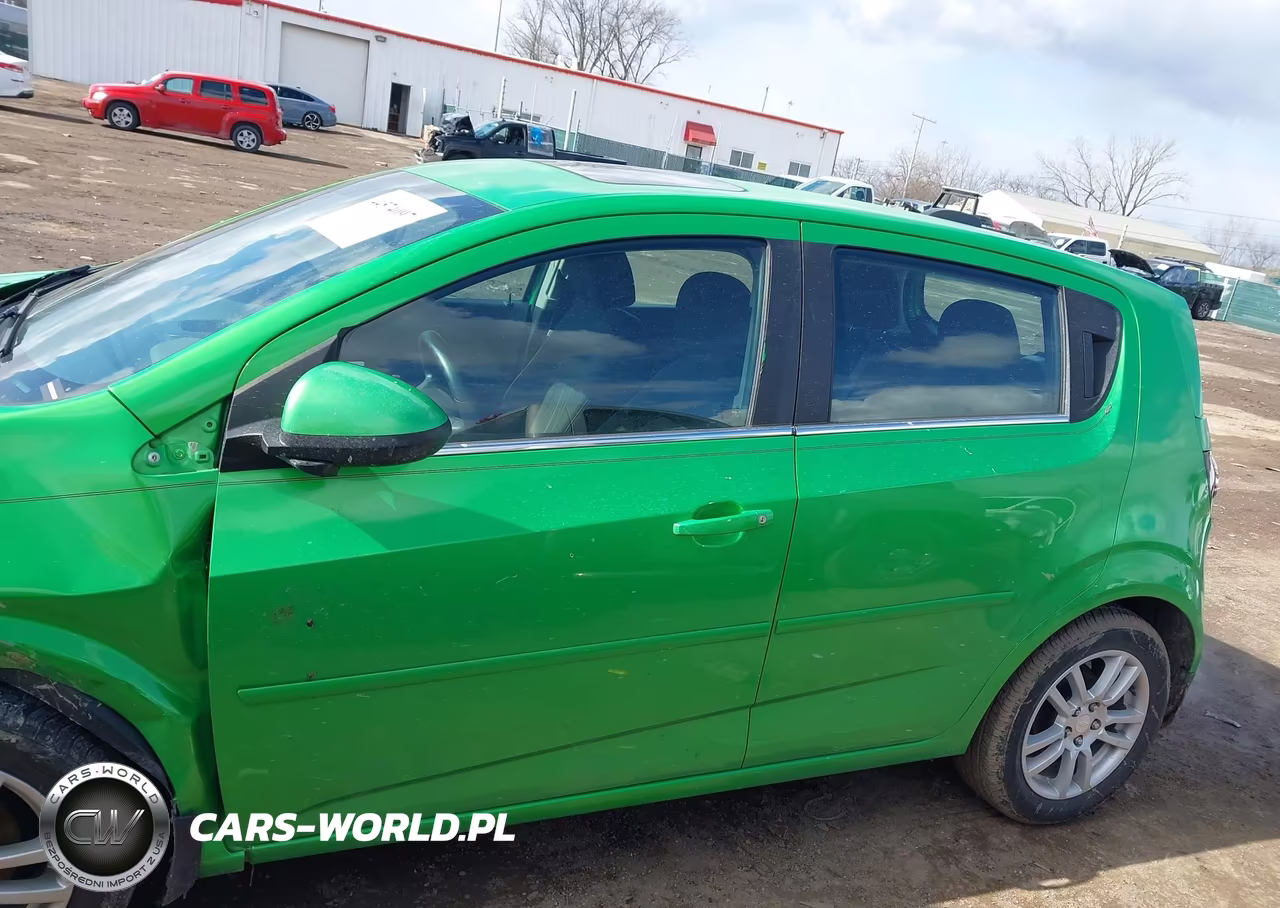 2015 Chevrolet Sonic Lt Auto VIN:1G1JC6SB6F4151318 - 14