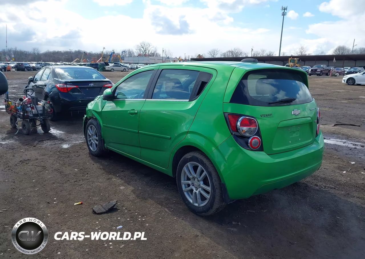 2015 Chevrolet Sonic Lt Auto VIN:1G1JC6SB6F4151318 - 3