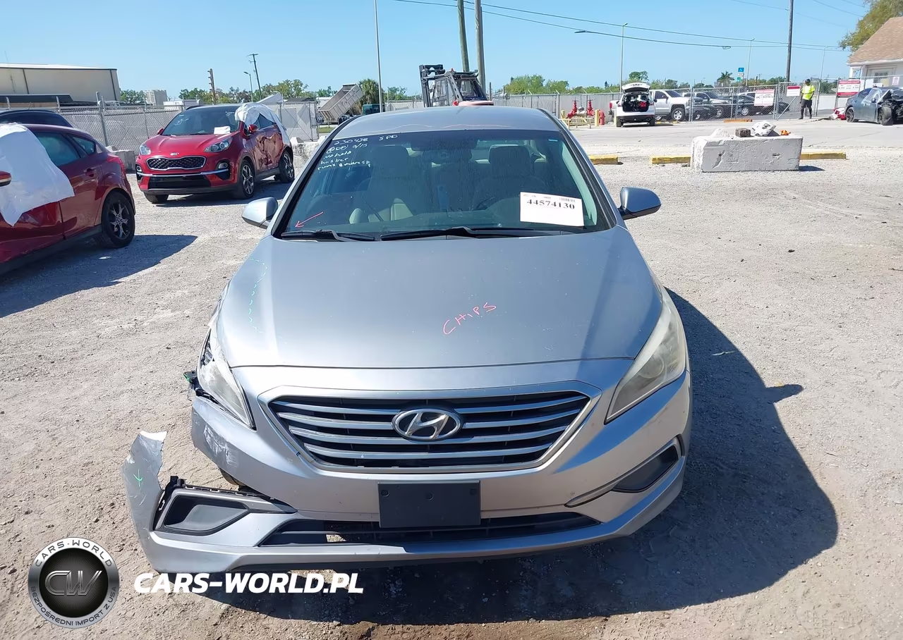 2016 Hyundai Sonata Se VIN:5NPE24AF5GH321023 - 12
