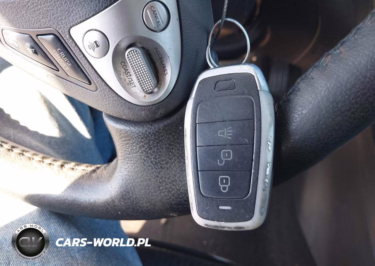 2019 Nissan Sentra Sr VIN:3N1AB7AP8KY352631 - 11