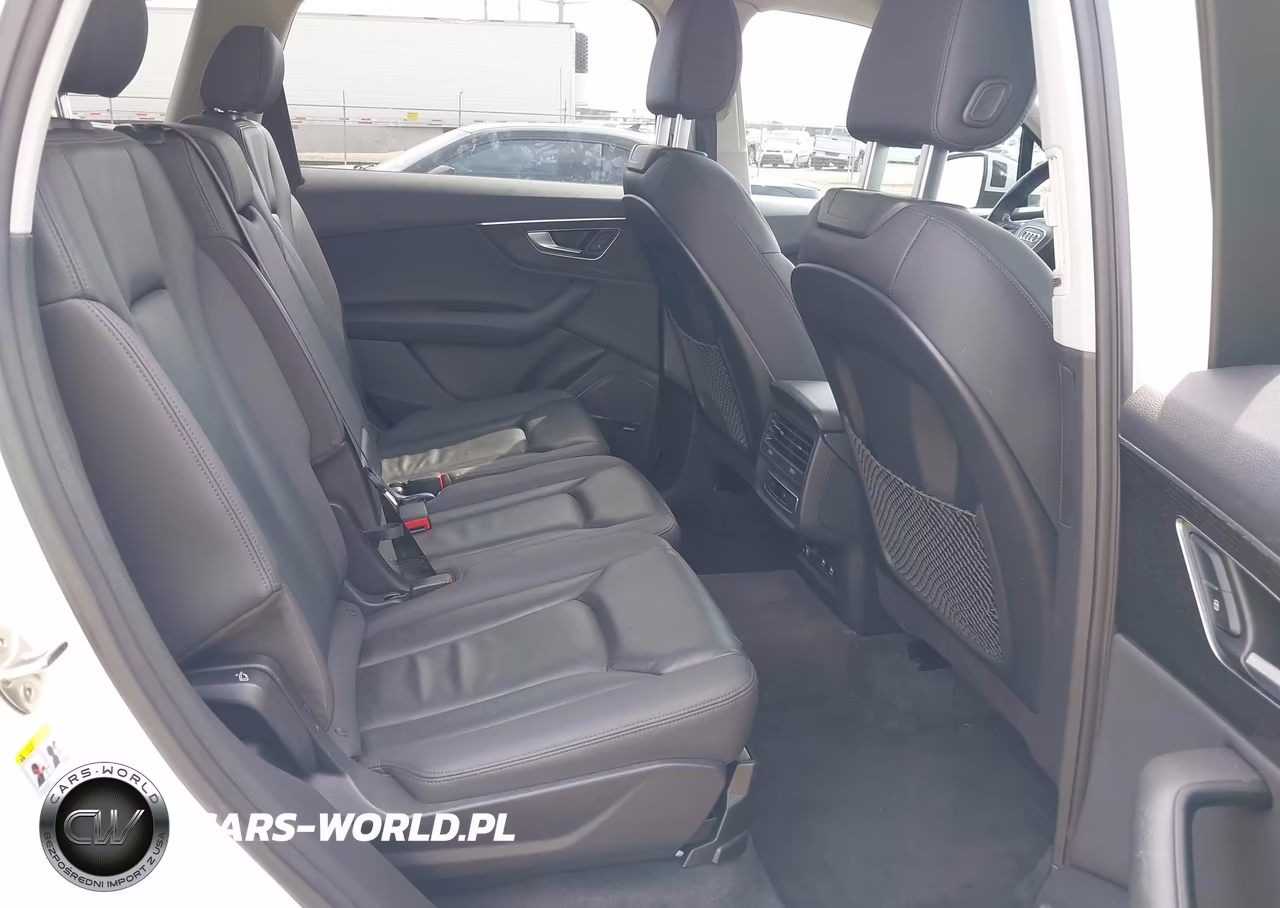 2020 Audi Q7 Premium Plus 55 Tfsi Quattro Tiptronic VIN:WA1LXAF73LD002660 - 8