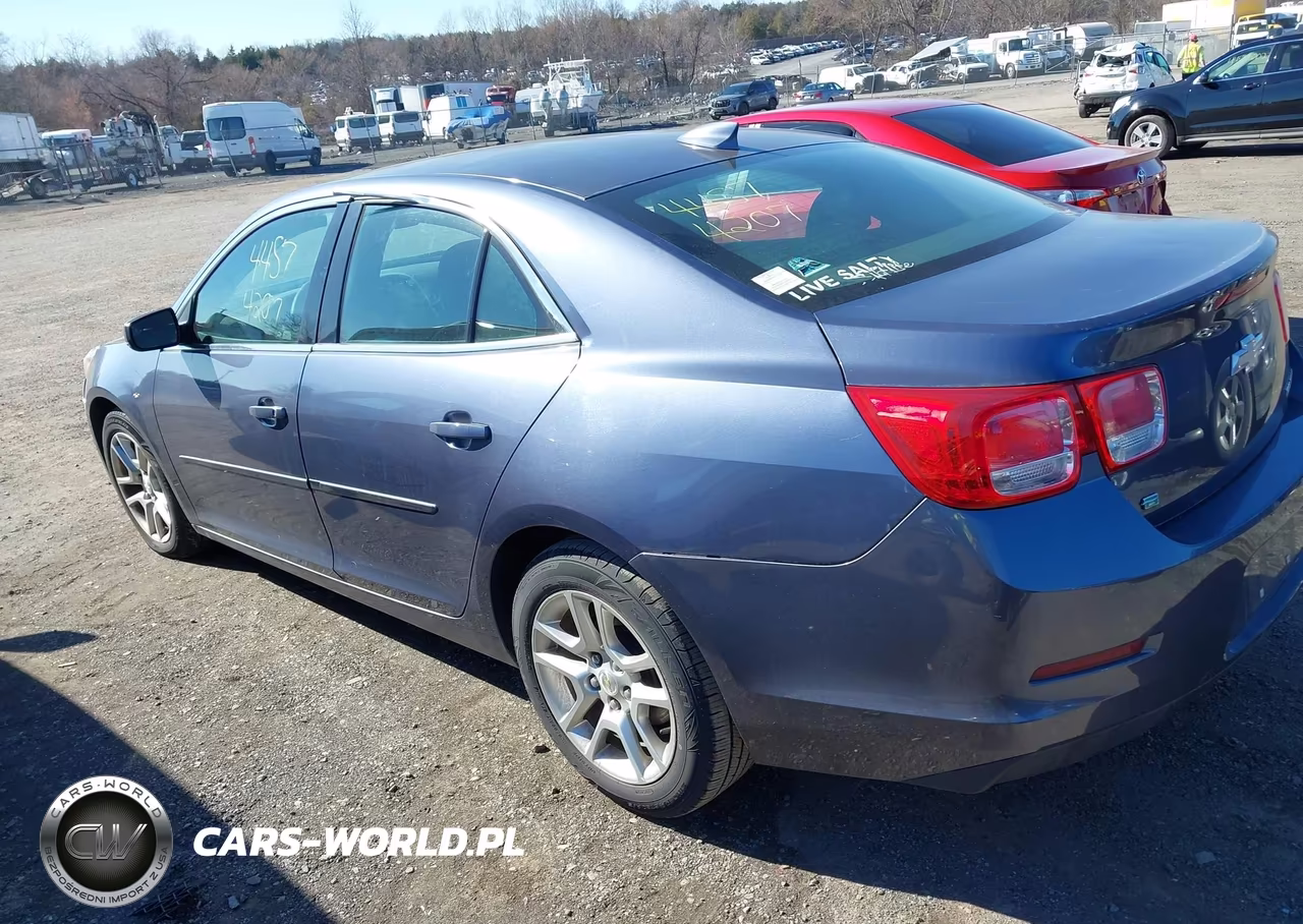 2015 Chevrolet Malibu 1Lt VIN:1G11C5SL3FF229738 - 3