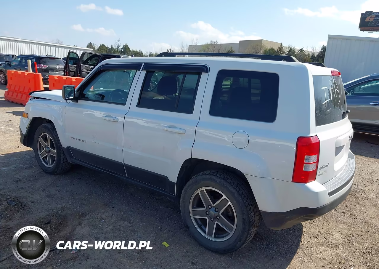 2014 Jeep Patriot Sport VIN:1C4NJRBB2ED841629 - 3