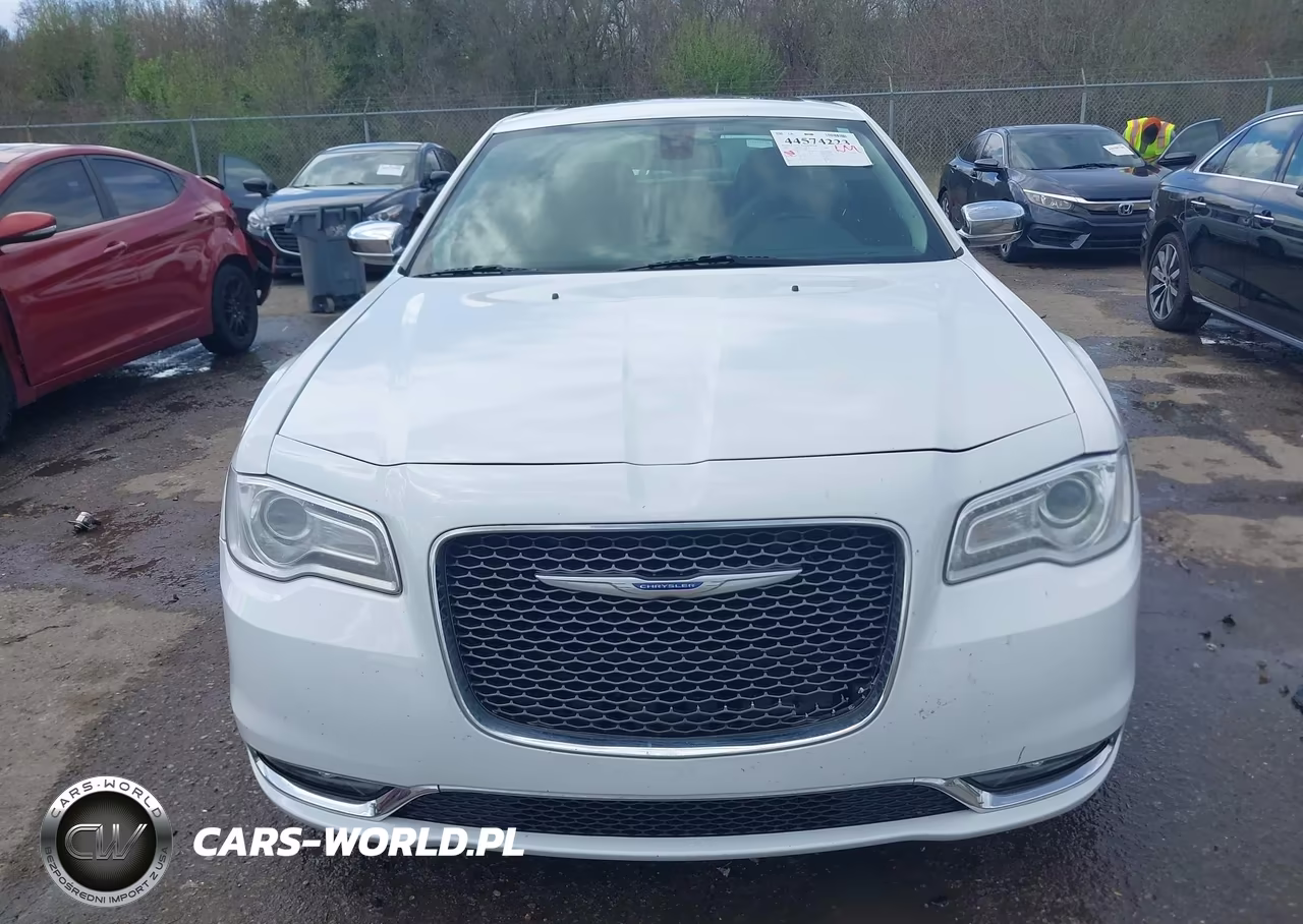 2020 Chrysler 300 Limited VIN:2C3CCAEG3LH102882 - 6