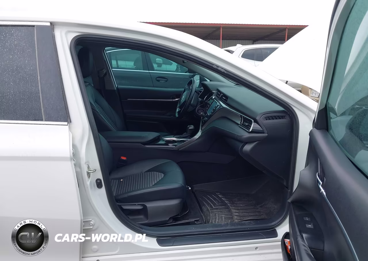 2020 Toyota Camry Se VIN:4T1G11AK3LU384902 - 5