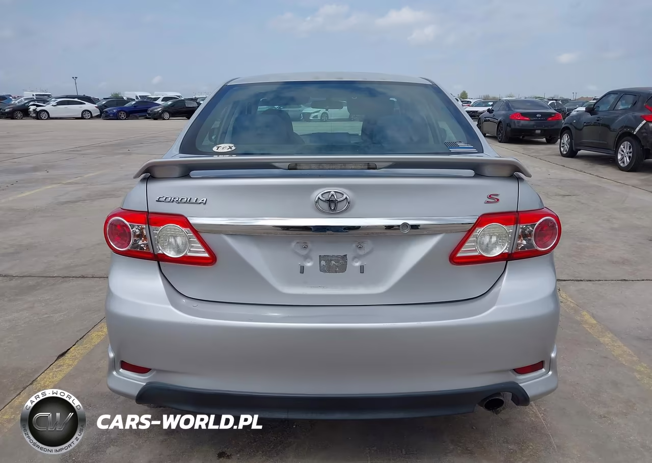 2012 Toyota Corolla S VIN:2T1BU4EE5CC785635 - 17