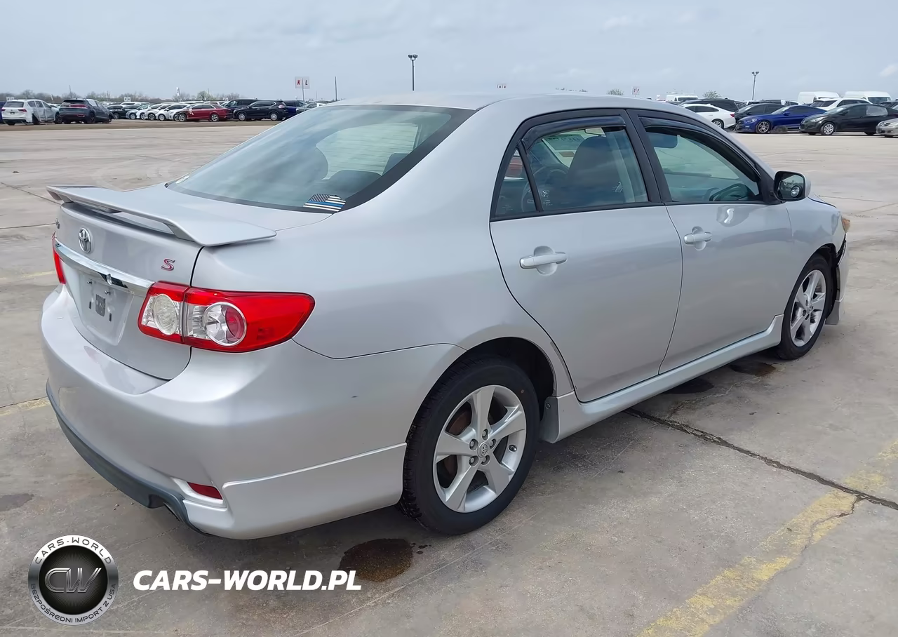 2012 Toyota Corolla S VIN:2T1BU4EE5CC785635 - 4