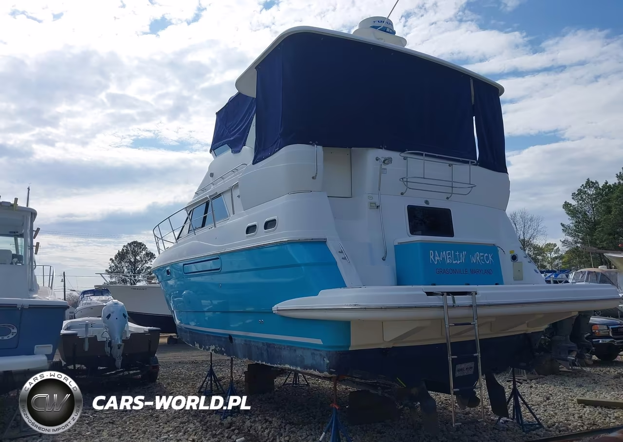 2004 Cruisers Yachts Other VIN:CRSKBA10K304 - 3