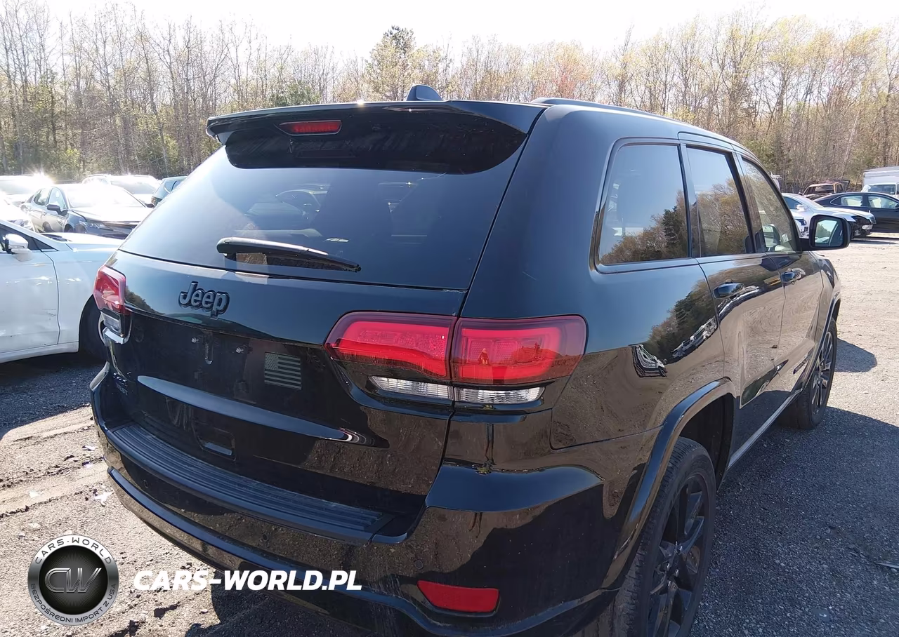 2021 Jeep Grand Cherokee Laredo X 4X4 VIN:1C4RJFAG1MC621934 - 4