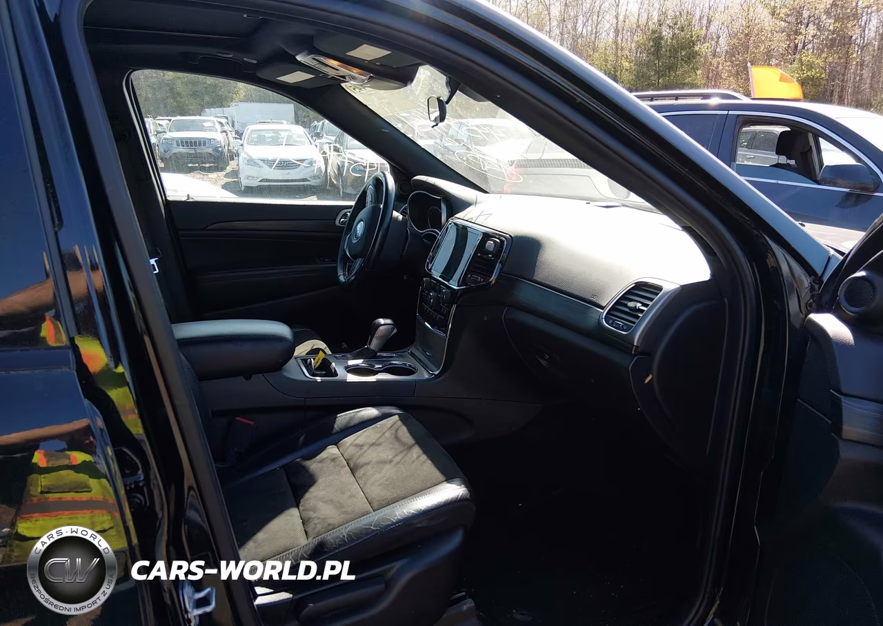 2021 Jeep Grand Cherokee Laredo X 4X4 VIN:1C4RJFAG1MC621934 - 5