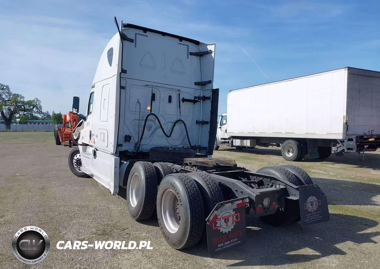 2019 Freightliner New Cascadia 126 VIN:3AKJHHDR8KSKJ0509 - 3