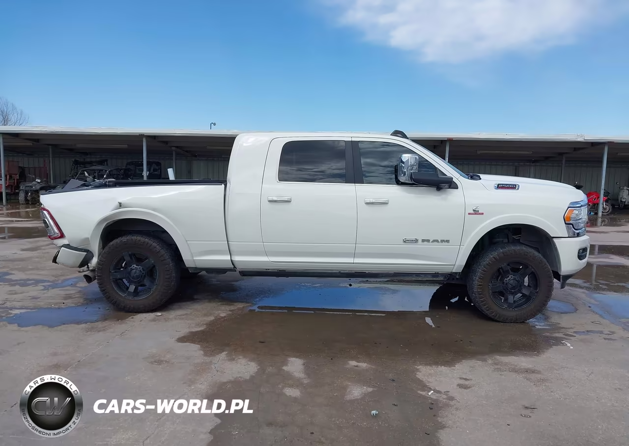 2020 Ram 2500 Laramie Longhorn 4X4 6'4 Box VIN:3C6UR5PL4LG228983 - 13